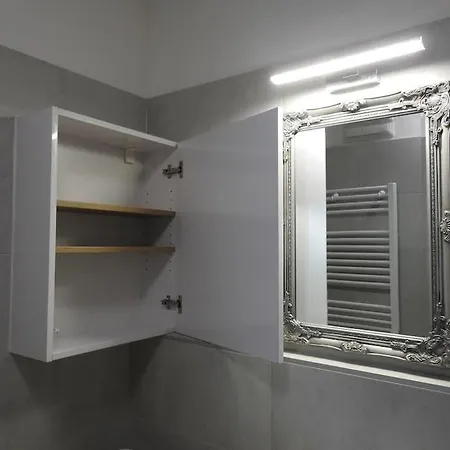 Juliet's Hideout Apartment