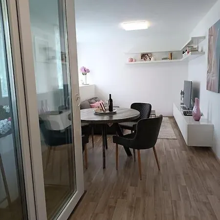 Apartment Juliet's Hideout *